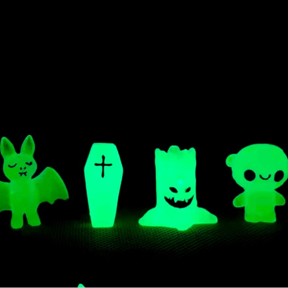 Night glow unique pumpkin ghost ornaments for Halloween